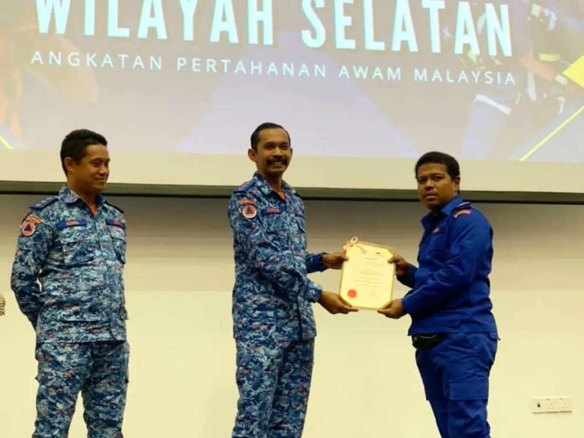 Angkatan Pertahanan Awam Malaysia (APM) tweet media