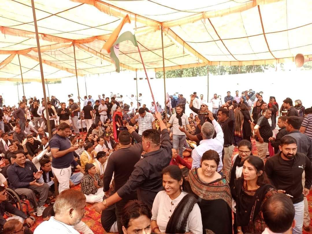 vijaykbandhu's tweet photo. शानदार प्रयास #हरियाणा
 त्यौहार होने के बाद भी इतना बड़ा जुनून वाकई काबिले तारीफ।
प्रदेश अध्यक्ष विजेंद्र धारीवाल एवं महासचिव ऋ��ि नैन व पूरी हरियाणा टीम को बधाई व साधुवाद।
#NMOPS
#PBSS https://t.co/EVh5AnBeGv