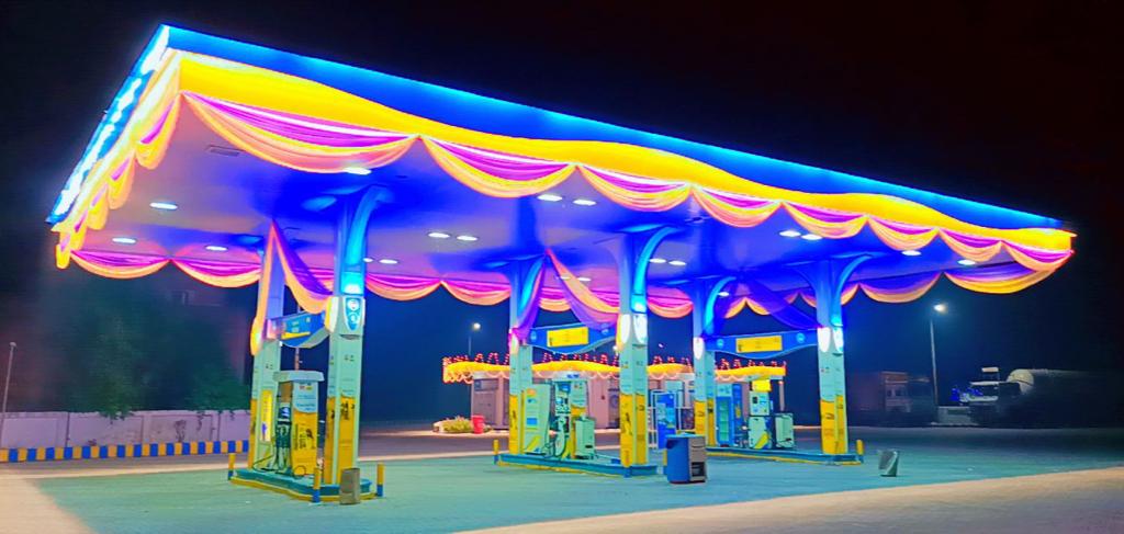 Wishing all our valued patrons abundance of joy this Diwali. 
From the BPCL team at BP-Mirzamurad, Varanasi
#HappyDiwali
#photooftheday
#powerwithinyou
#PureforSure #BharatPetroleum #BPCLfuelstations #EnergisingLives 
 @BPCLimited