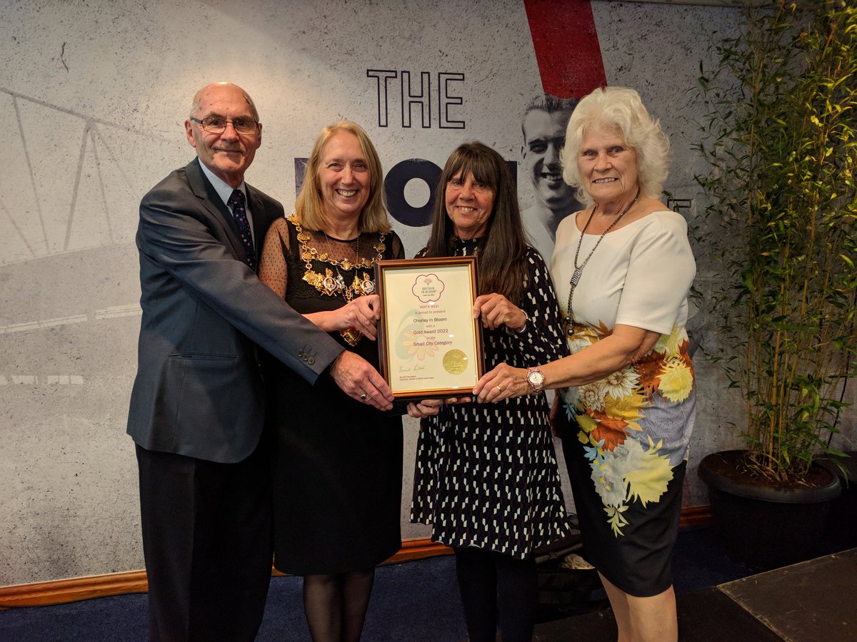irisebloom's tweet photo. Chorley in Bloom achieved the Gold Award from RHS North West in Bloom in the Small City Category. https://t.co/kjNeFaaOBG