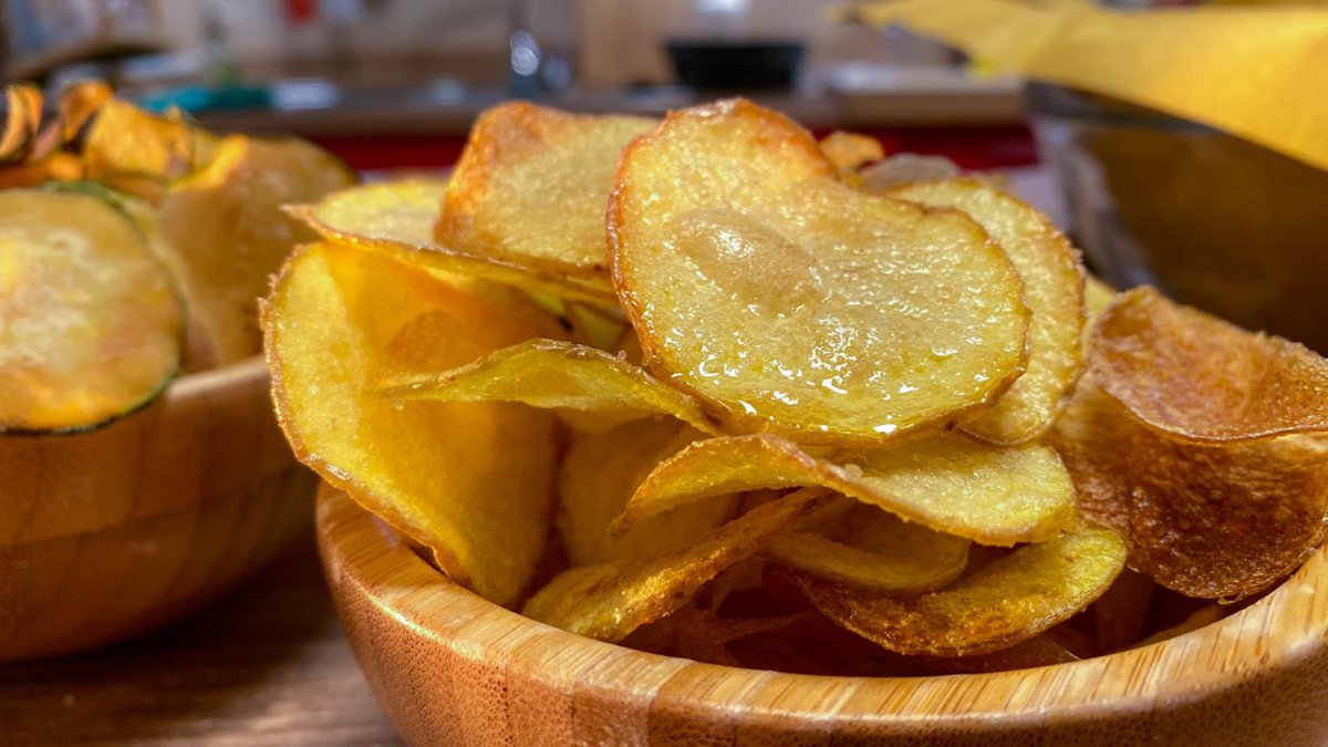 cianurogiallo's tweet photo. io ho l’ossessione per le patate, raga sono la cosa più buona al mondo in qualsiasi modo le fai. io vivo per loro https://t.co/NnhrisdcIq