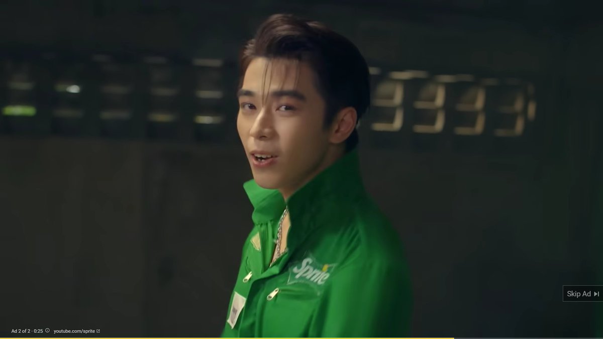 atgrivera's tweet photo. watching random videos and this ad just played !! AAAA https://t.co/xVXIAT2Q8N