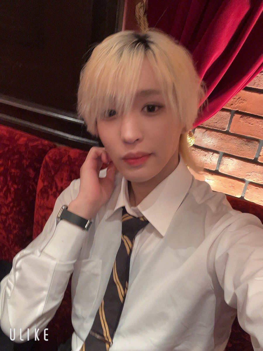 host_hal_1's tweet photo. 今日はスーツ👔

気合い入るからいいねっ✨

楽しんできます！！！
アホ毛出てるの気になるえぐぅ、、、
#ホスト #ホストクラブ #中洲 #福岡県 #福岡 #推し https://t.co/GT2sKEnQEc