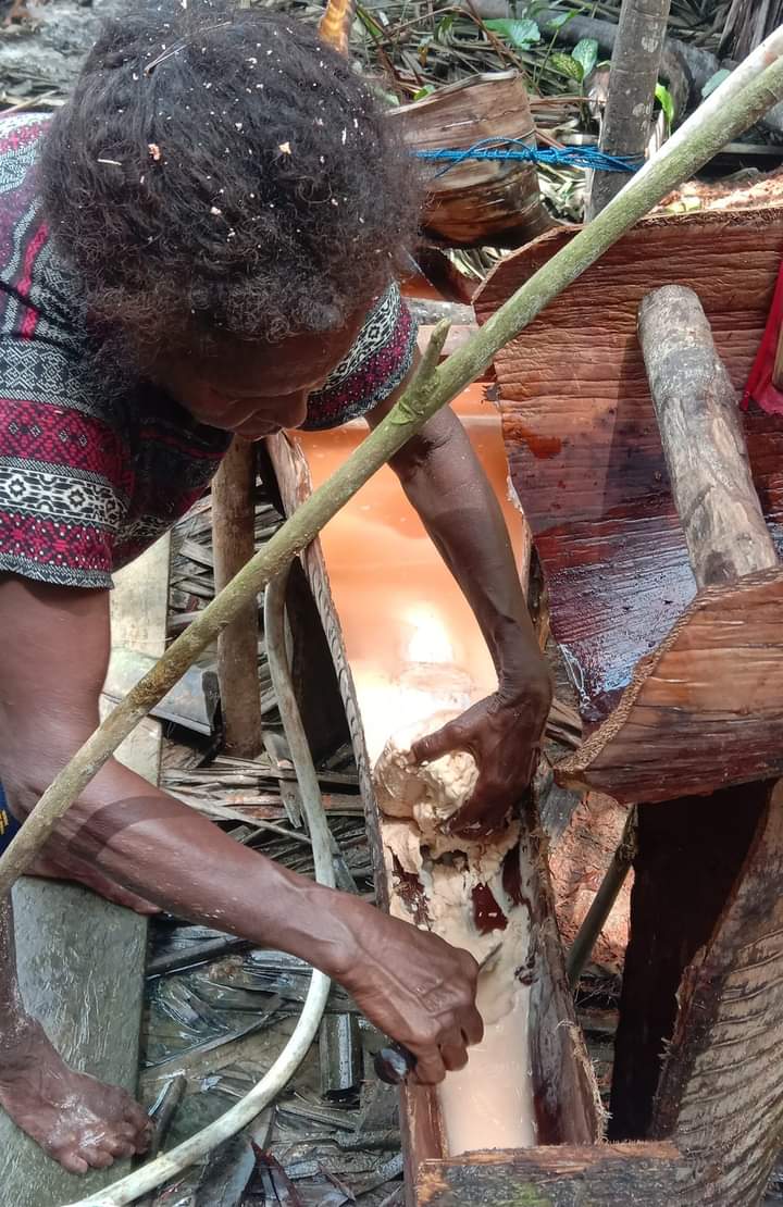JasaPapua's tweet photo. Teman² Asal Papua Jgn Lupa Reet Ya. 

"SAGU BAKAR KARYA ANAK NEGERI" dari Wamesa Teluk Bintuni 

SILAHKAN DI PESAN. ANEKA RASA 

1. Coklat
2.Keju
3.Gula Merah
4.Abon Sapi

@jayapuraupdate @SuaraPapua https://t.co/7bVFDHq5eQ