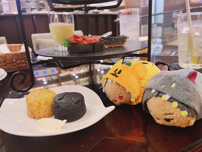 ハロウィンおめかししたツムとアフタヌーンティーしてきた〜楽しかった〜 