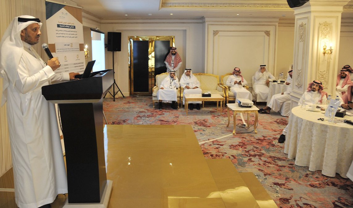 MOE_JDH's tweet photo. بحضور مساعدي المدير العام للشؤون التعليمية.. 
 أطلقت إدارتا التدريب والابتعاث بـ #تعليم_جده "بنين- بنات" صباح اليوم 21 برنامجاً تطويرياً نوعيّاً لشاغلي وشاغلات الوظائف التعليمية، يشارك فيها 240 متدرباً ومتدرّبةً .
وتهدف للارتقاء بالممارسات المهنية للكوادر التعليمية والإشرافية . https://t.co/X6POKlygVt