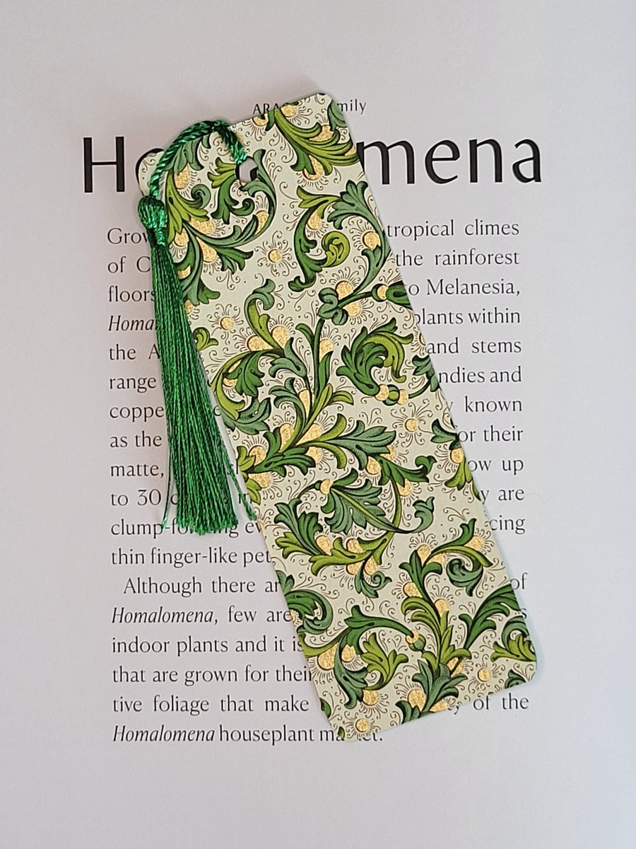 orahdesigns's tweet photo. https://t.co/s55YAsfhAq #etsy #green #booklovergift #floralbookmarks #smallgiftsforher #paperbookmarks #bookmarkgift #bookaccessories #bookmarker #bookworm https://t.co/RS7vi7PEHH