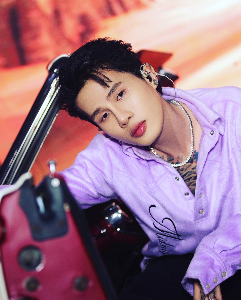phuongtuan_j97's tweet photo. We both shine and glow!
🥹…
🌻🌻🌻🌈🌈🌈 https://t.co/R6PAExfFOn