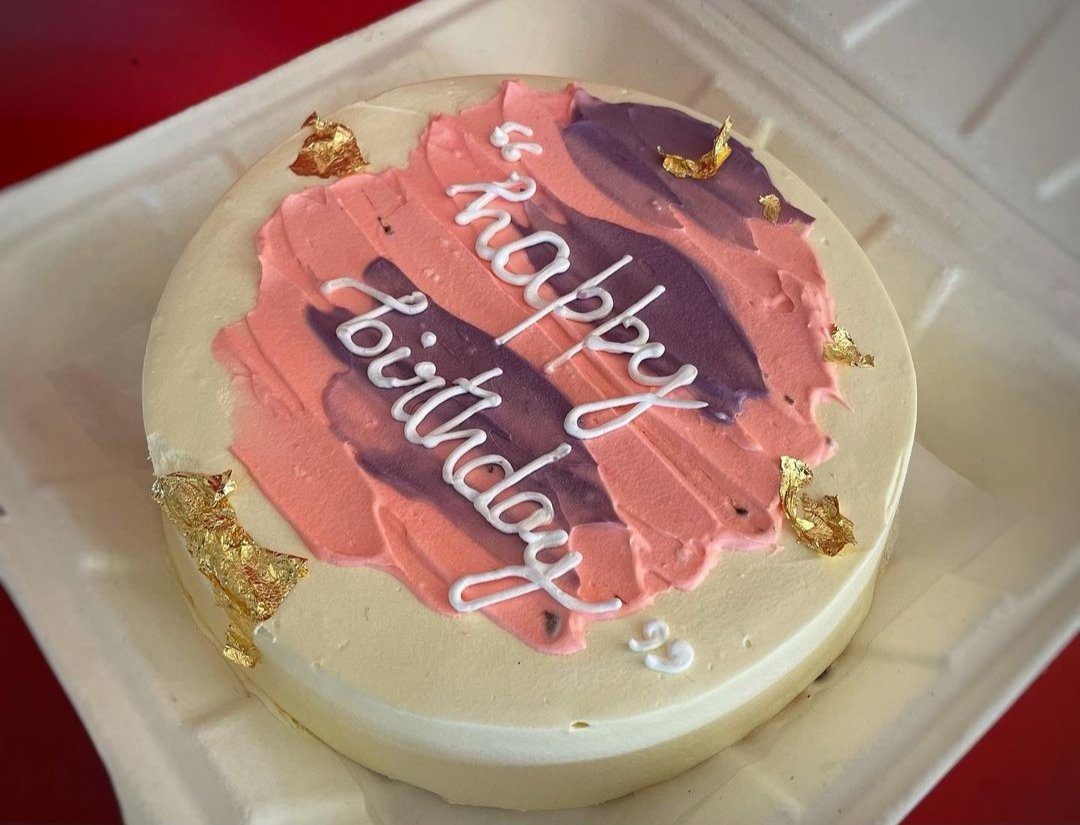 poonam_infinity's tweet photo. It is an honour &amp; a pleasure to work
under Ur guidance. U inspire each
&amp; every 1 of us 2 do better, always
striving for d greatest possible results.U r amazing at what you do, &amp; I hope that you can b rewarded 2day with a stress-free &amp; relaxing birthdy @mansha_beig ❤️hpy bdy mam https://t.co/uXPyvLUwEp