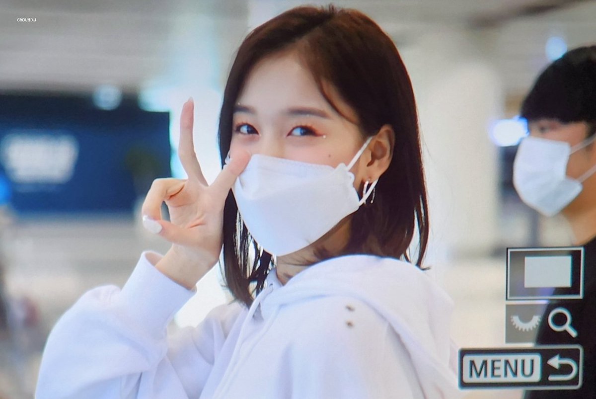 221023 👋
#장예은 #STAYC #스테이씨 #재이 #J #째이째이 <a href="/STAYC_official/">STAYC(스테이씨)</a>
