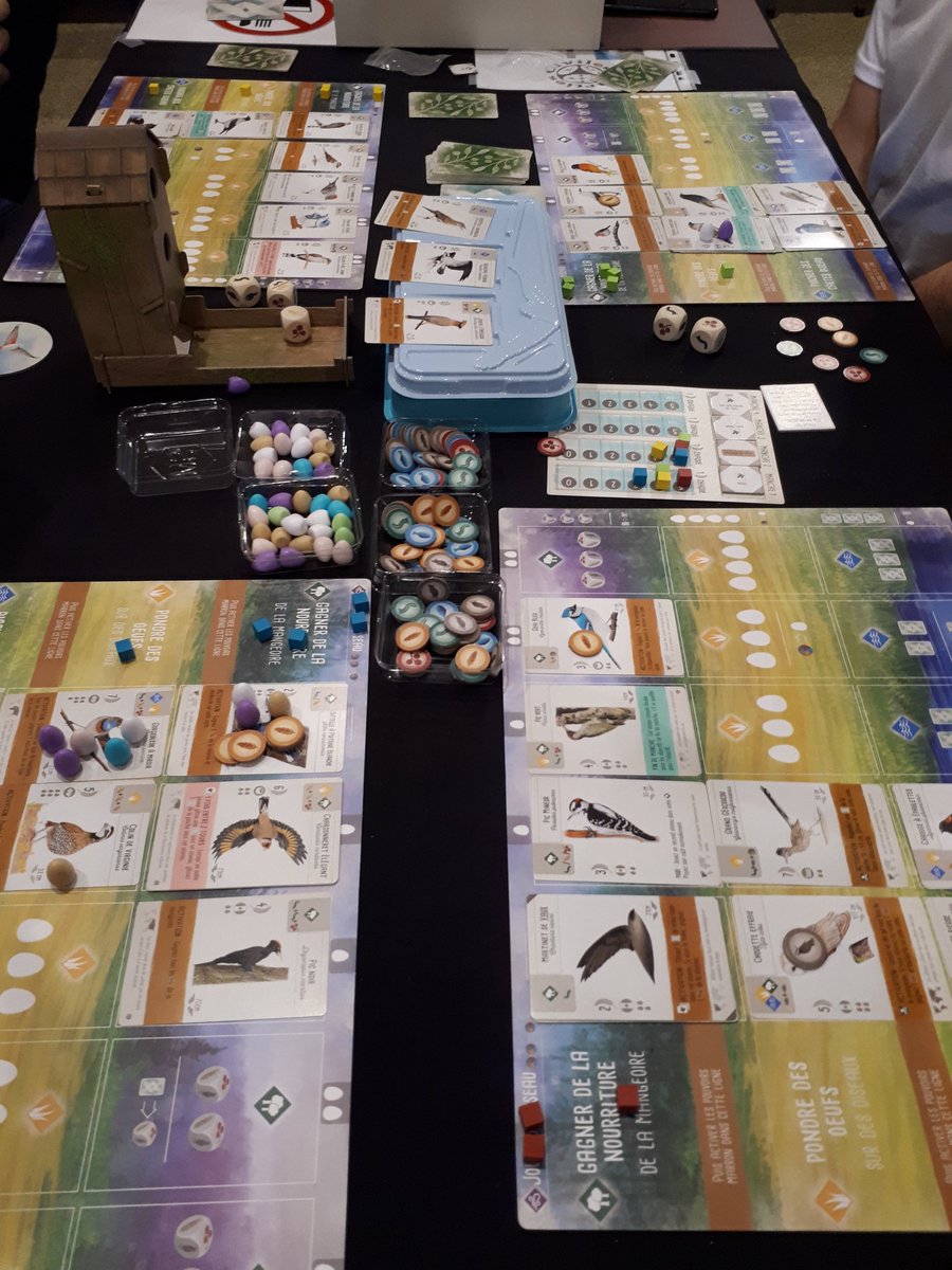 PartiesCiviles's tweet photo. Quelques photos de nos tables à  @festivalScorfel J1 ! Il reste encore des places pour certaines parties du dimanche, n'hésitez à vous inscrire sur le stand. #boardgames #Jeux https://t.co/91GHsDIBwM