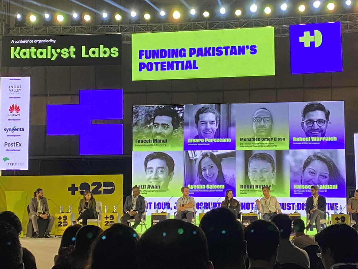 Amazing Panel for Startup Funding Ecosystem, @FaseehMangi, @RabeelWarraich, @aatif_awan. Can’t thank enough to @LabsKatalyst & @jehan_ara. So much to learn. #92Disrupt