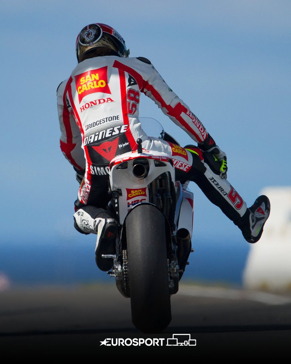 Eurosport_IT's tweet photo. Sono passati 11 anni da quel maledetto giorno. Sic, sei sempre nei nostri cuori 💗💗💗 

#MotoGP | #Simoncelli | #Sic58 | #23Ottobre https://t.co/QSM2XTnlLu