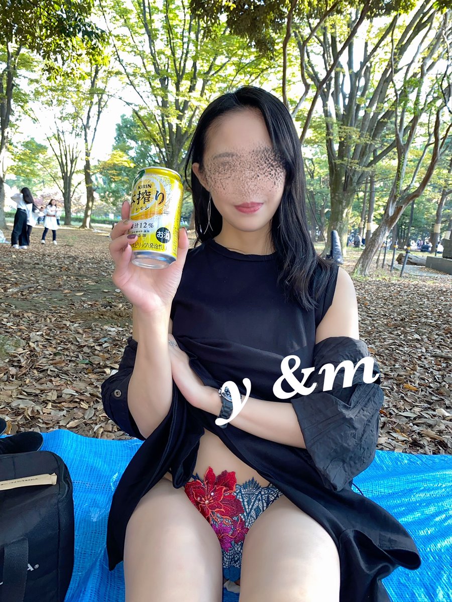 AHiro0625's tweet photo. 秋晴れの中ピクニック🥰 https://t.co/D7Fo8ob8le