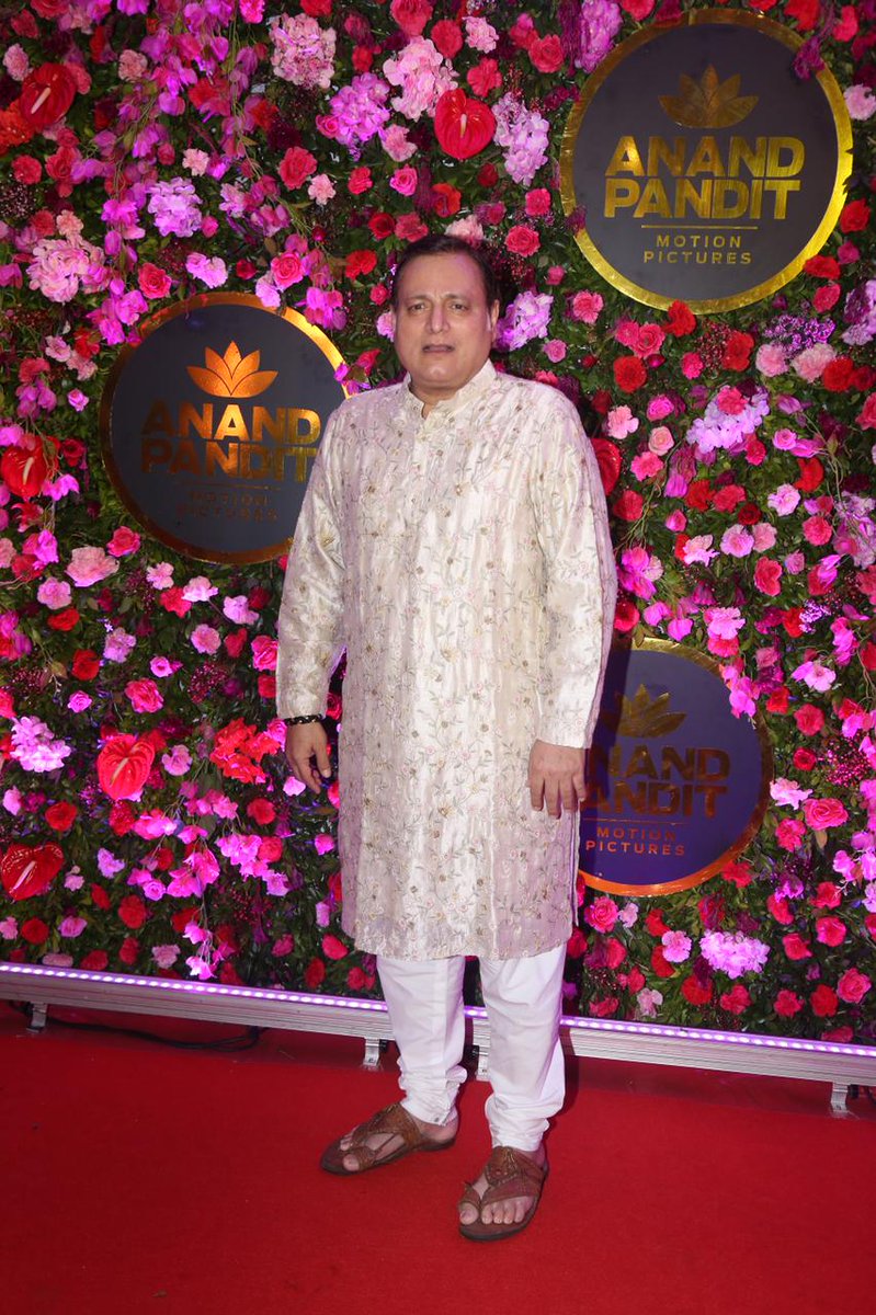riy1443's tweet photo. Anand Pandit's annual bash at his residence where apart from megastar BTown at Anand Pandit Party https://t.co/s8D4lmLZ5C