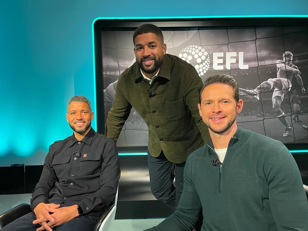 MrMattJarvis's tweet photo. Delighted to make my debut on @itvfootball @EFL highlights show on ITV4 last night!
Was a pleasure to work with @HughWoozencroft and @jobimcanuff7
Thanks to everyone behind the scenes for making me feel welcome!
#itv4 #highlightsshow #football #goals #keepworkinghard https://t.co/Vb8Sxm7M92