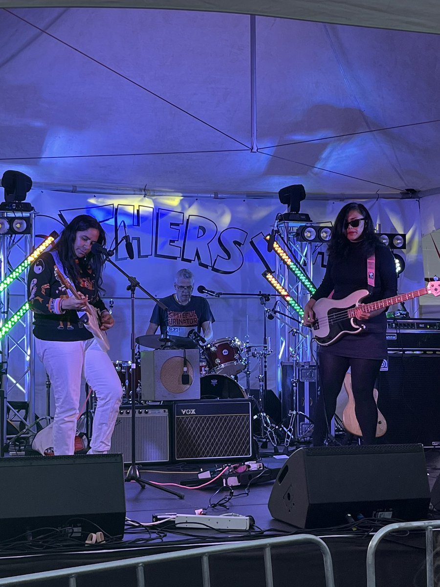 CharlotteRyanNZ's tweet photo. What an amazing night of music! #theothersway is such a fantastic festival. Such good vibes and amazing music - musical shoutouts to Te Kaahu, Te Coolies, Polly Hill, Half Hexagon, Che Fu, Shepherds Reign & everyone involved https://t.co/H5au1EBrq1