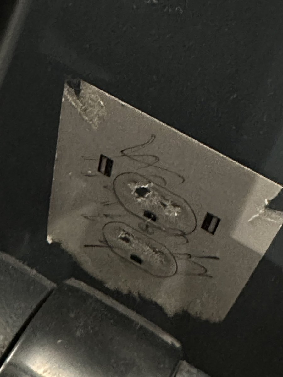GoMadXD's tweet photo. That someone put this here is entertaining, that people¹︎ have tried to plug into it is absolutely hilarious!
There’s even a warning scribble across the face 🤣
@LASairport #notaplug
¹︎seemingly, quite a few https://t.co/OOFDTCZASg