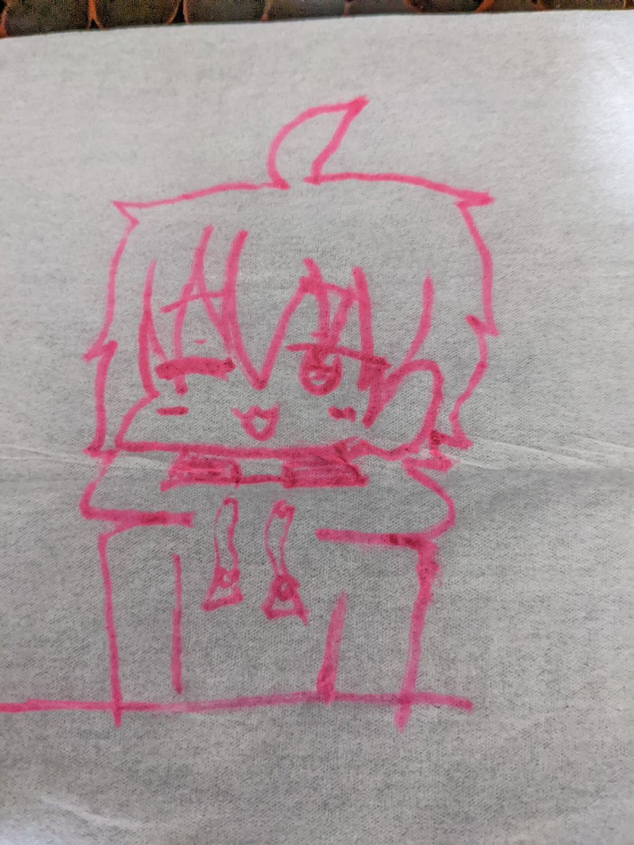 anichanhatigam's tweet photo. #なろあーと
ティッシュになろくん描いた！ https://t.co/8uhdisDz7W