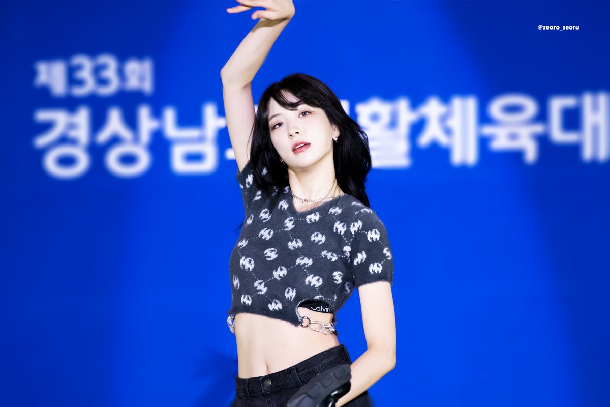 seoro_seoru's tweet photo. 221021 photo_3📷

#은서 #EUNSEO #우주소녀 #WJSN https://t.co/ixV7nFKHrK