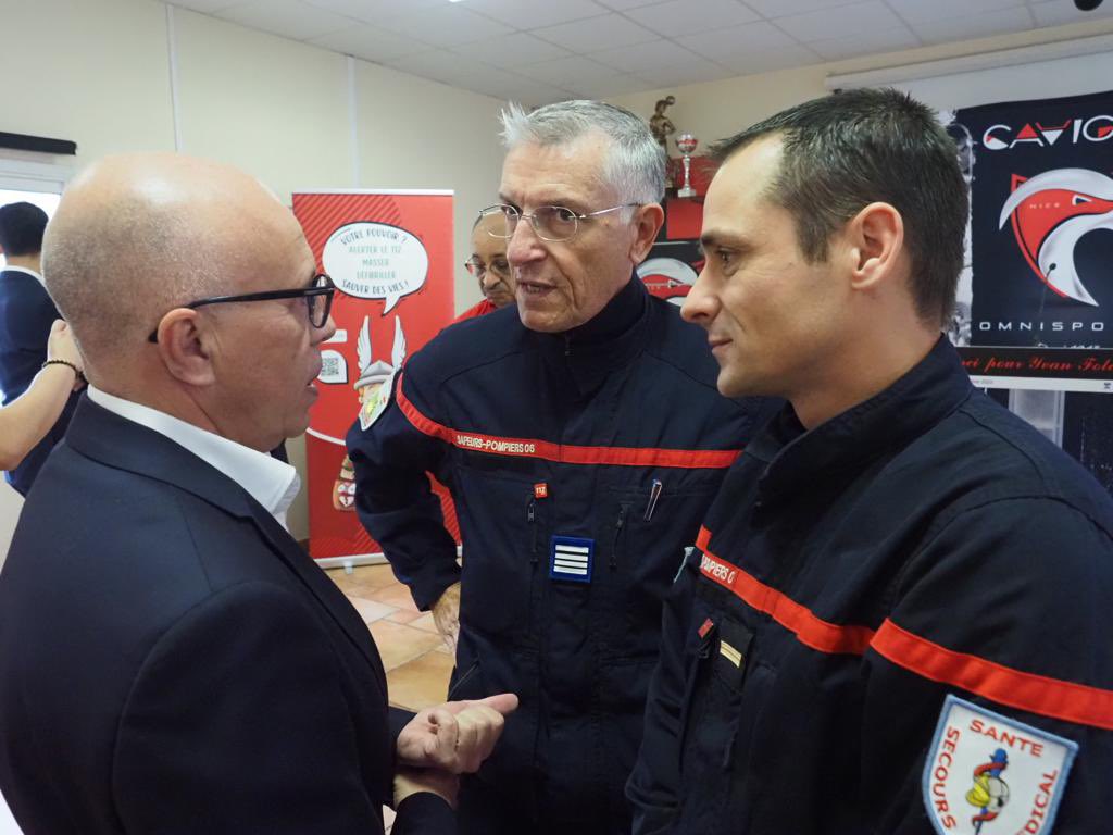 Hier nous étions au siège du Cavigal 🔴⚫️à Nice en présence de @ECiotti <a href="/anthony_borre/">Anthony Borré</a> <a href="/CHUdeNice/">CHU de Nice</a> et <a href="/sdis06/">SandroSDIS06</a> pour Yvan. Yvan en septembre dernier a été pris en charge lors d’un arrêt cardiaque par 3 témoins, LES maillons forts 🔗 de cette belle histoire...❤️