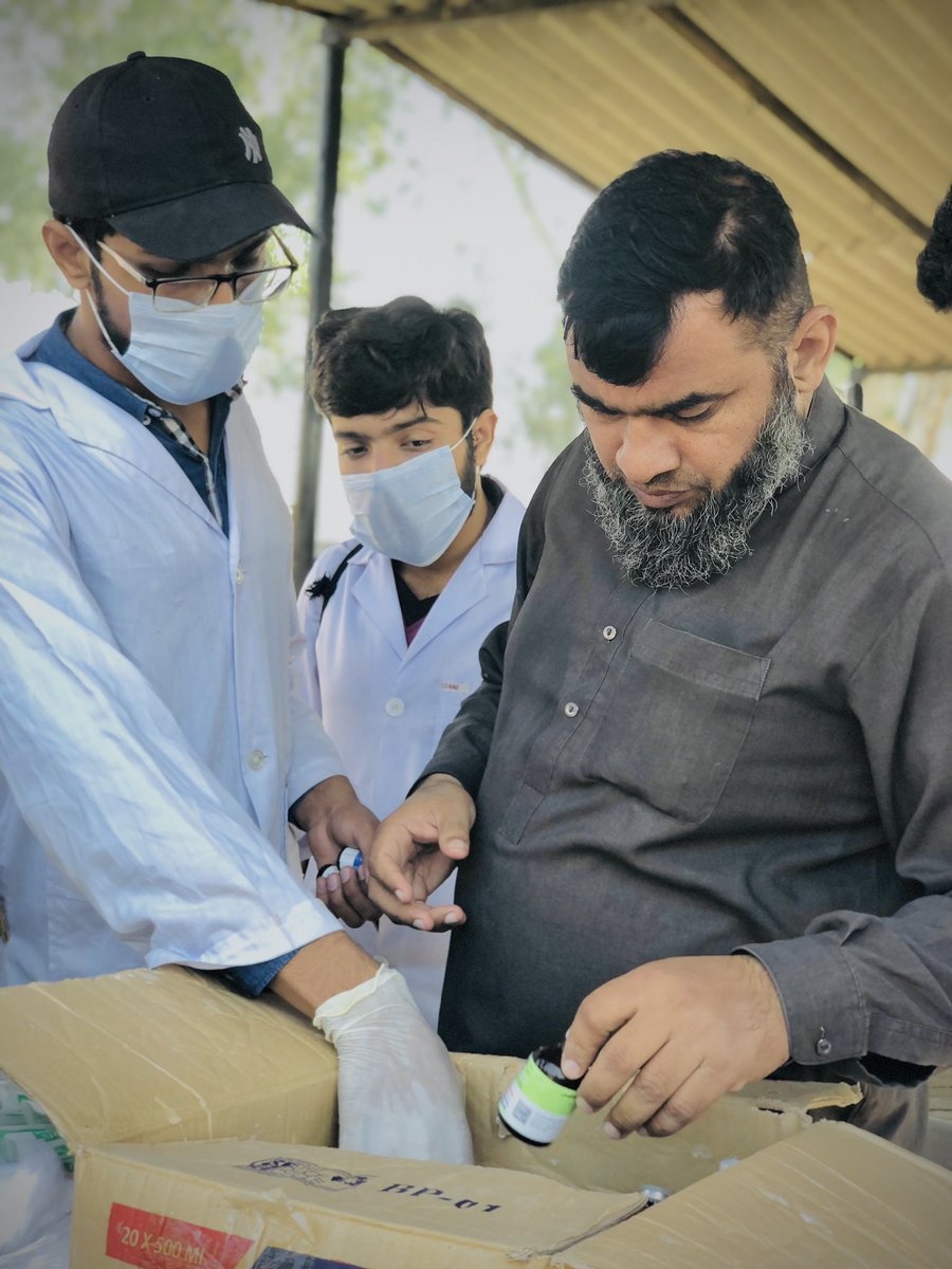 savers_uvas's tweet photo. On this Farmers' Day, SAVERS continuing its legacy arranged a  Civic Engagement Activity, Free Animal Health Camp at UVAS Outreach Hospital Sitar Wala and provided Free treatment and Deworming for animals. https://t.co/tvhnO3E10x
