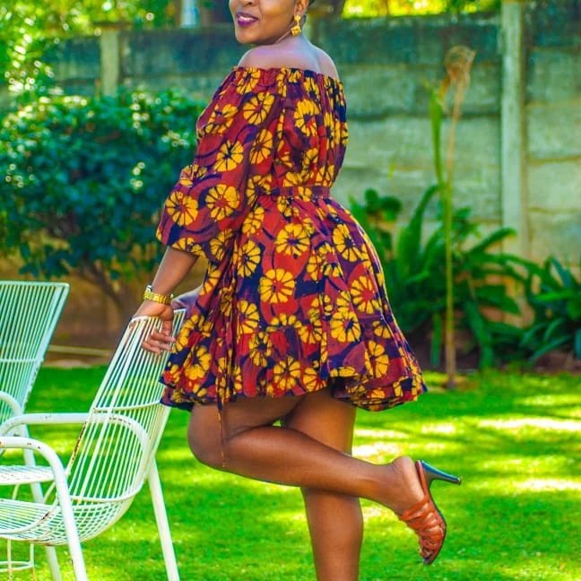 Ethnik_Collect's tweet photo. "That one dress you'll never feel like taking off!"

This hand made,hand dyed batik dress made with 100% cotton is made for attention!

You too could feel like African royalty at an affordable price today! Contact us for more info!
https://t.co/n2gcbL24eC

#africanfashion https://t.co/L1JCXPd0Nz
