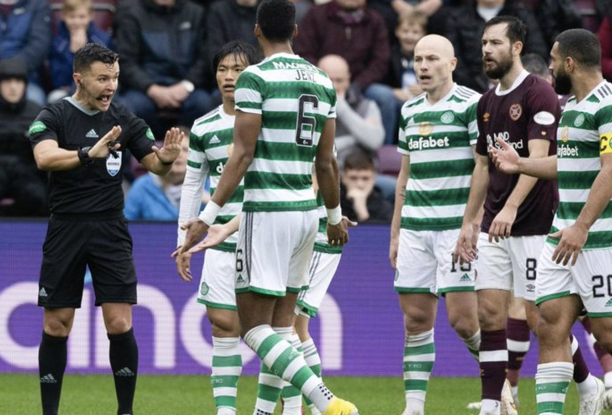 🗣️ What Nick Walsh 'intimated' to Celtic over VAR turning away Michael Smith handball appeal bit.ly/3eU6uRF