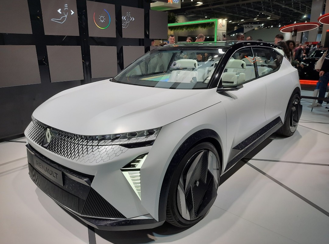 lmoustik_60's tweet photo. #mondialdelauto #Renault #renaultscenicvision #scenicvision https://t.co/VhaizsxV0G