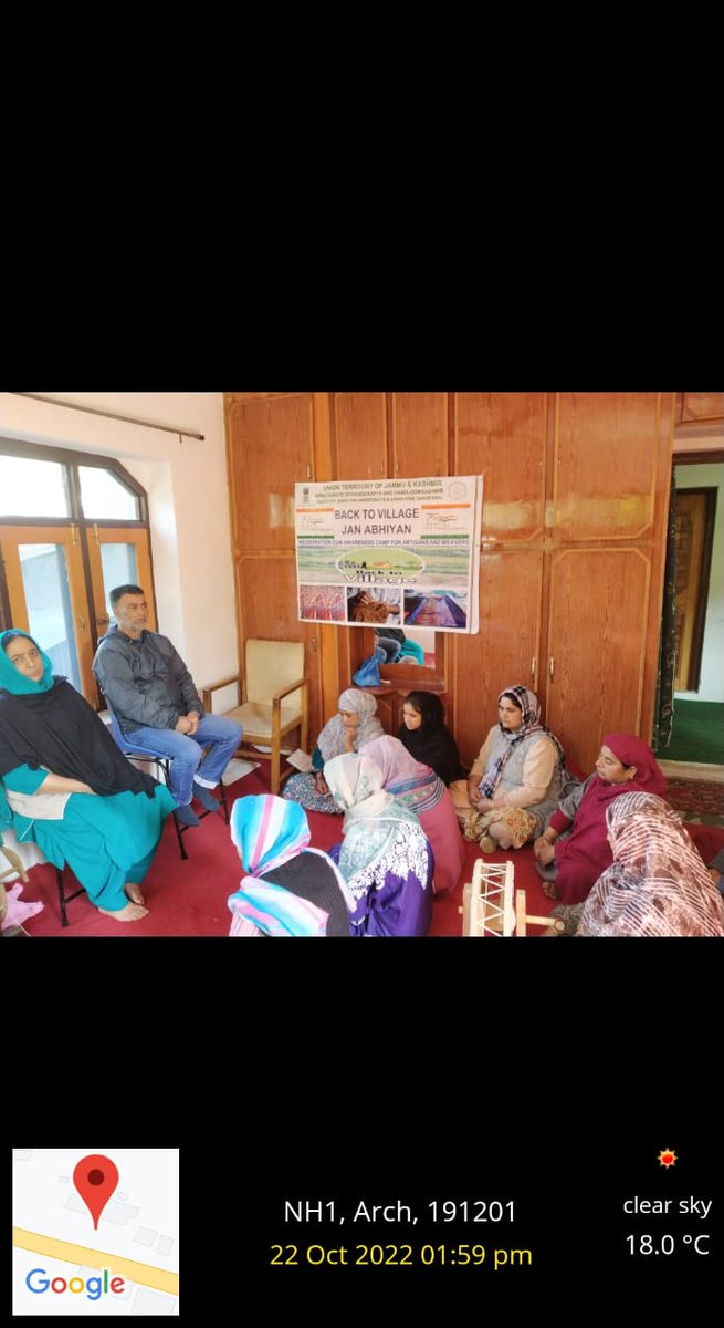 HHGanderbal's tweet photo. In connection with Jan Abhiyan, awareness camps being organised at various locations of Ganderbal to apprise artisan community about departmental schemes and activities.
#JanAbhiyanJK
#Back2Village
#diprjk
#Shyambir_IAS https://t.co/F7z4hzjaKg