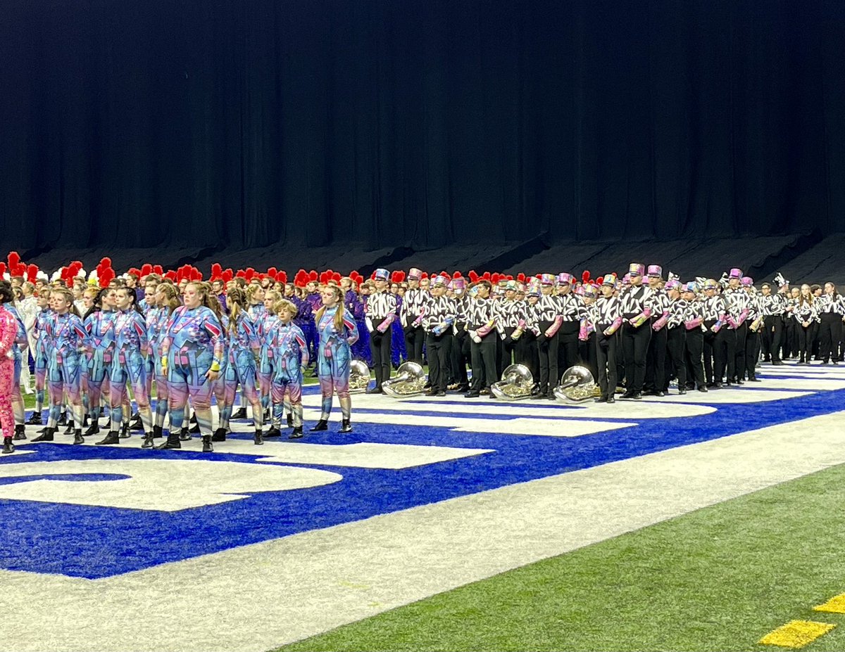 CurtKoehler's tweet photo. Edgewood Marching Mustangs are the Bands of America Class A Super–Regional Champions for the second year in a row! https://t.co/xyIpSaSqC6