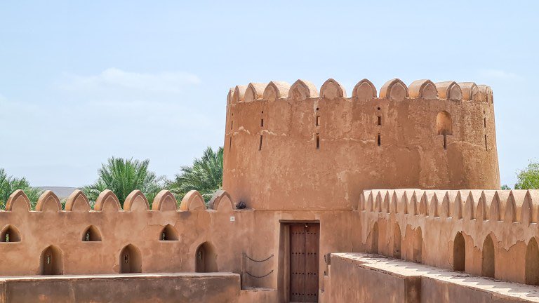 besides_obvious's tweet photo. #Jabreen Castle is a very impressive castle in #Oman. It is a heritage building close to #Bahla and #Nizwa. As a visitor you can enjoy admiring its wooden ceilings, Arabic calligraphy and decorated windows. It’s one of the best tourist assets of Oman.
👉 https://t.co/XYd1dszlKJ https://t.co/zOF4bAak2F