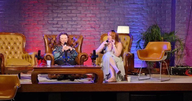 kbradfordbooks's tweet photo. Chatting about my addiction to love stories with @MoniqueMcDonell at @ifmaitland // 💌
.
.
.
.
#IF2022 #ifmaitland #maitlandnsw #indiefestival #writersfestival #writersofinstagram #romancewriter #romancewritersofinstagram #loveausauthors #indieauthors https://t.co/rZ7JF9WJap