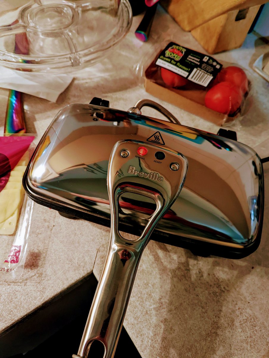 tjstebbing's tweet photo. New Jaffle maker 💪 I know what I'm eating for the next like.. 3 days until I never want to see one again 🤣 #allThingsInModeration https://t.co/GpdMLGg7ia