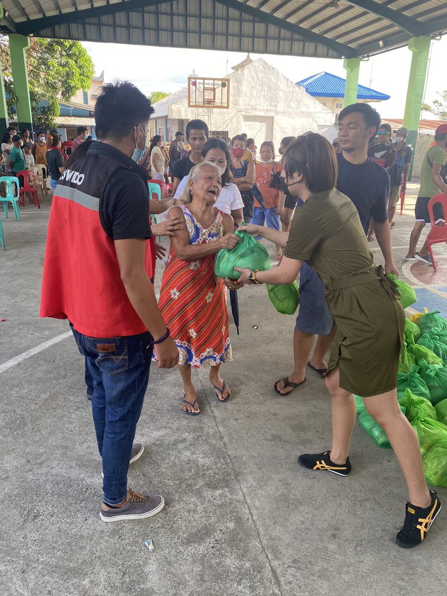 dejen_02's tweet photo. Sunday outreach program to Cabanatuan families 

 #SalamatCabsy https://t.co/0A1NFS6k2e