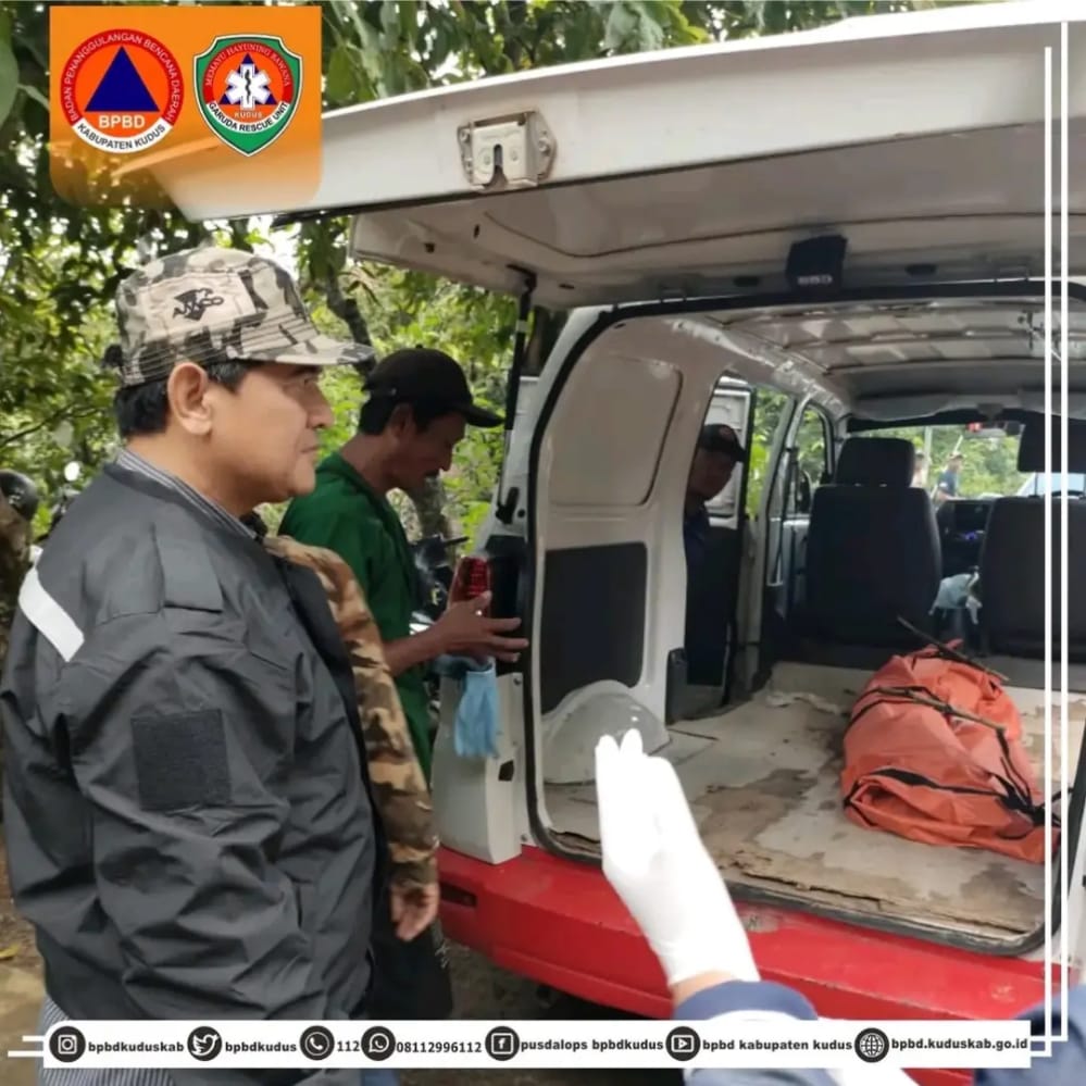 Minggu, 23 Oktober 2022, Pukul 11.00 WIB
Unit Garuda 112 yang terdiri dari Petugas BPBD, Relawan Gabungan, TNI/POLRI, RSUD Loekmonohadi, Puskesmas Gondosari, Pemdes Menawan dan warga sekitar,