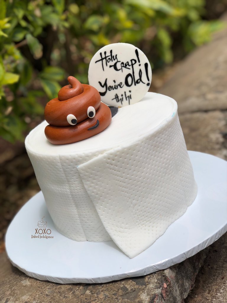 XOXO_Indulgence's tweet photo. Get yourselves friends with a sense of humor! Also, caaaake😌 strawberry and orange flavor☺️

#blessedsunday https://t.co/UQzb3J5Igi