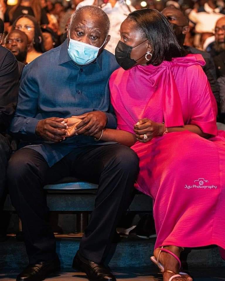 judithkouame1's tweet photo. GBAGBO AU CONCERT DE YODE ET SIRO AVEC NADY https://t.co/yoSnPZrd03