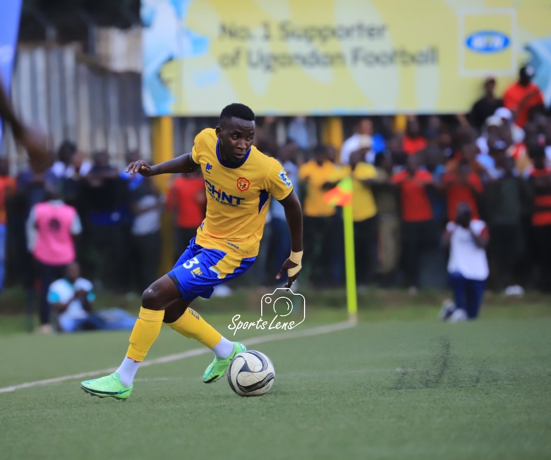 Moses Waiswa is 25 years old running StarTimes games like it's normal 🥴 @KingWaiswaMoses @KCCAFC