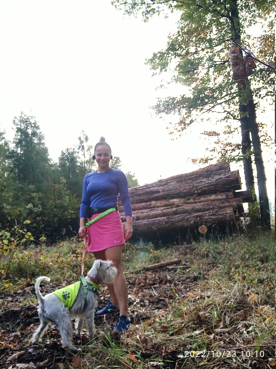 MartaPawowicz1's tweet photo. Dzień dobry Chcemisie 😉 🏃
Miłej i aktywnej niedzieli 🤍
#running #morningrun #morningfun #runningwithdog
#endorfine #strengh #health #immunity #selfcare #wzcdz #wzdrowymcielezdrowyduch #sport #ruch #sen #zbilansowaneodżywianie #nawadnianie #suplementacja #socjalizacja https://t.co/xpwmpx3rgE