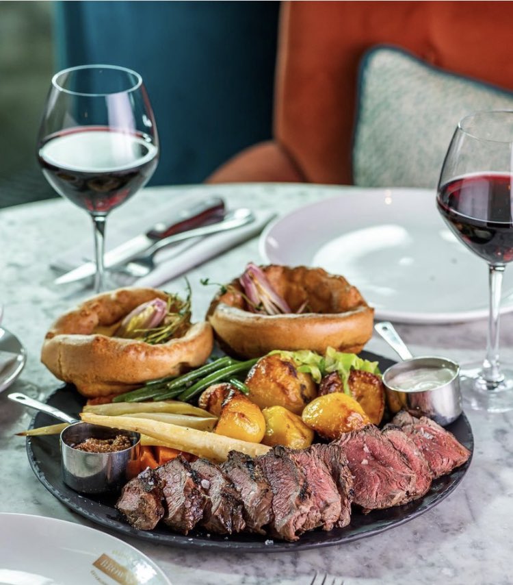 BrownsBHam's tweet photo. Sunday roasts to share? Have you tried our Sunday Chateaubriand for two with all the trimmings? Visit us today #whatsonbrum #bullringandgrandcentral #birminghamrestaurants #sundayroast https://t.co/yYS9ArT6Er