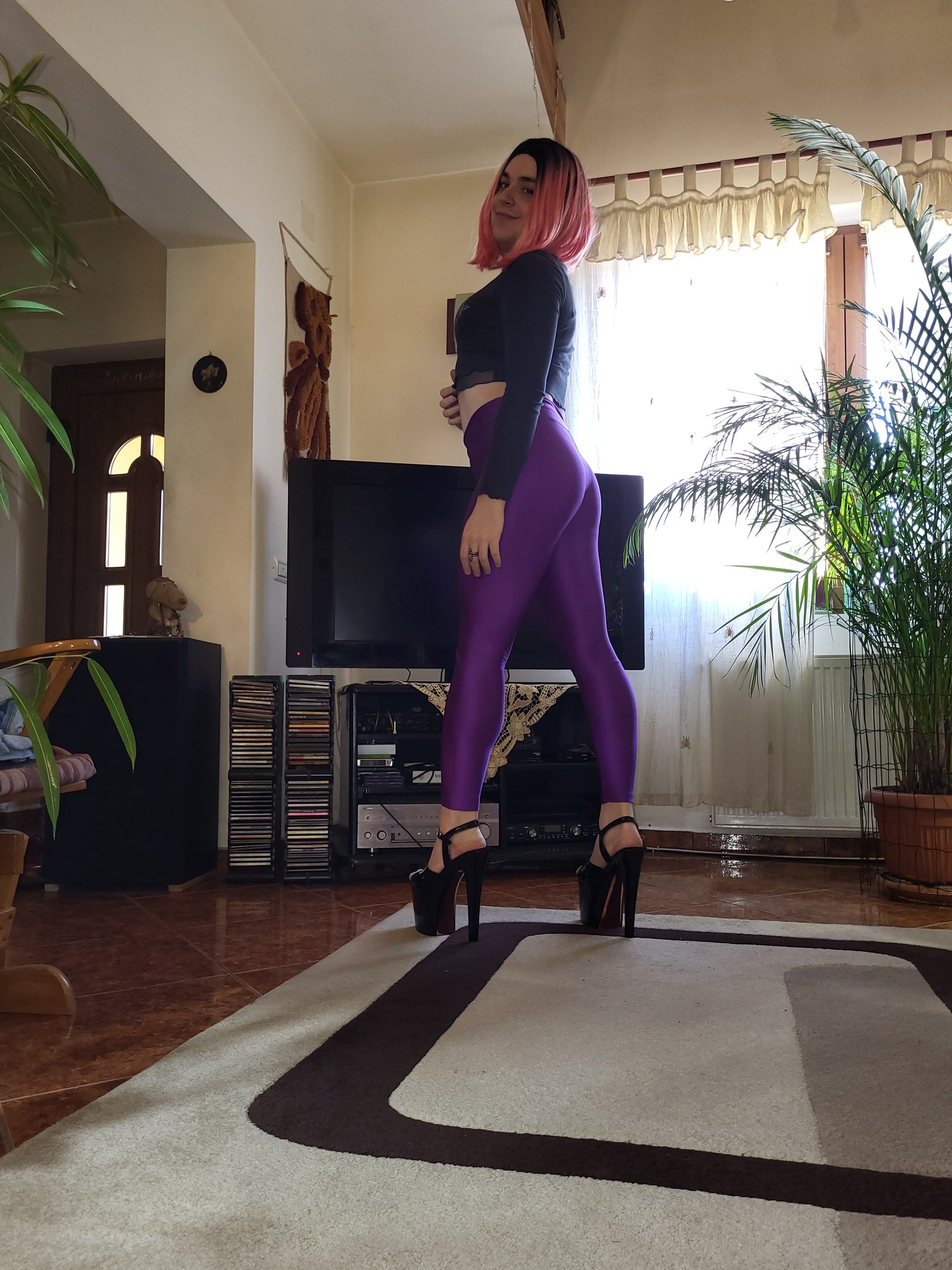 Jade Adiva on X: RT @Lindaaax23: #calzedonia leggings #Crossdreser #femboy  #femboyfashion #mtf #LGBTQ #sissy #xdress t.coycYzjyRMoA  X