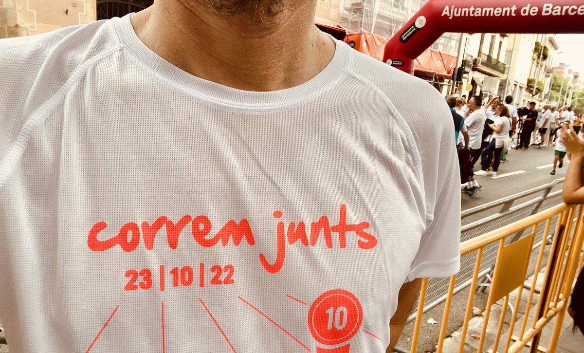 Ja he fet el meu diumenge corrent la Milla Solidària de <a href="/CorremJunts/">Correm Junts</a> a Sarrià. Més de mil inscrits enguany a la desena edició d’aquesta gran iniciativa de la <a href="/fundacioaspasim/">ASPASIM</a>.