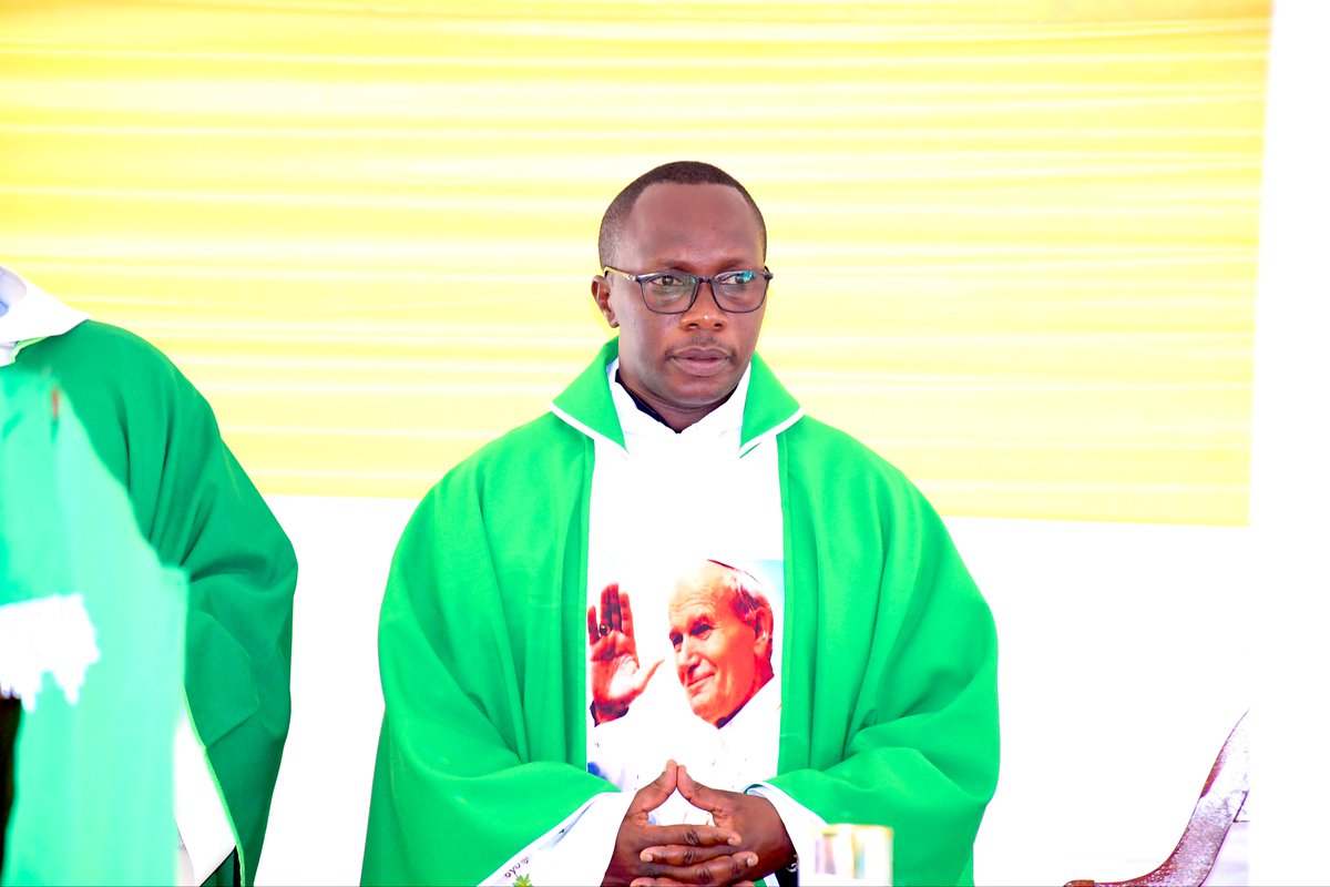 Archidiocèse de KIGALI tweet media