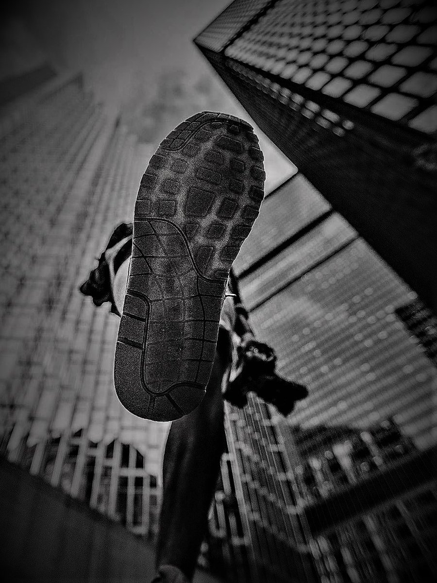 Bildsalat1970's tweet photo. - Out.- and Indoor
#life #happens #foot #shue #photo #photography #photograph #outdoor #indoor #urban #abandoned #silence #Fotos #Foto #fotografia 📸 https://t.co/8rdt0OMytY