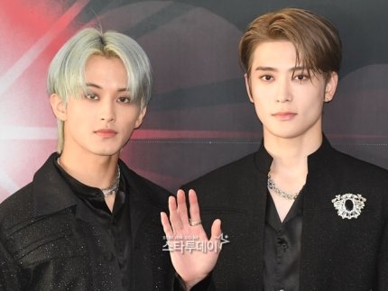 FfvcN9GXEAE8Wb4?format=jpg&name=small