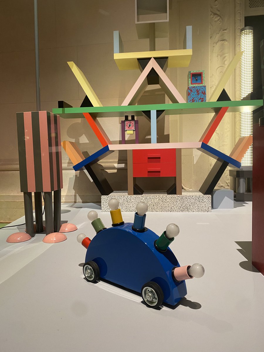 MelLaurencon's tweet photo. Un coup d’œil 40 ans derrière nous au @madparisfr #ExpoAnnées80 https://t.co/yQqU82xjzB