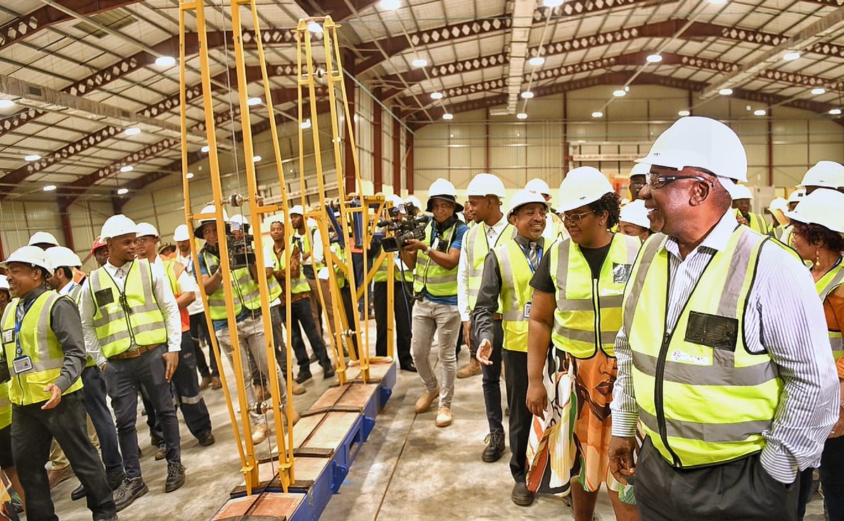 GovernmentZA's tweet photo. #PresidentialImbizo | The project forms part of the SA’s Renewable Energy Independent Power Producer Programme which aims to bring additional megawatts onto the country’s electricity system through private sector investment in wind, biomass and small hydro, among others. #REIPPP https://t.co/b2unzqcJWG