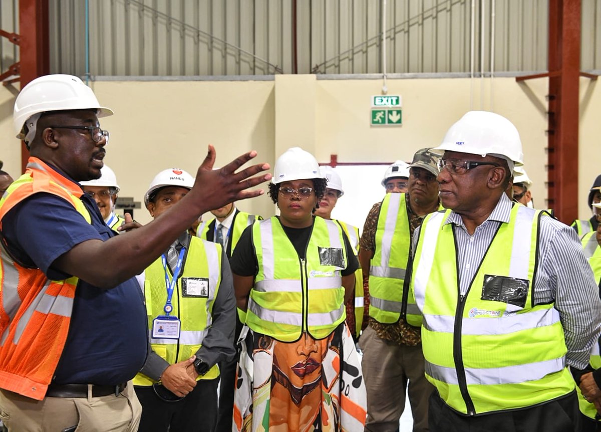 GovernmentZA's tweet photo. #PresidentialImbizo | The project forms part of the SA’s Renewable Energy Independent Power Producer Programme which aims to bring additional megawatts onto the country’s electricity system through private sector investment in wind, biomass and small hydro, among others. #REIPPP https://t.co/b2unzqcJWG