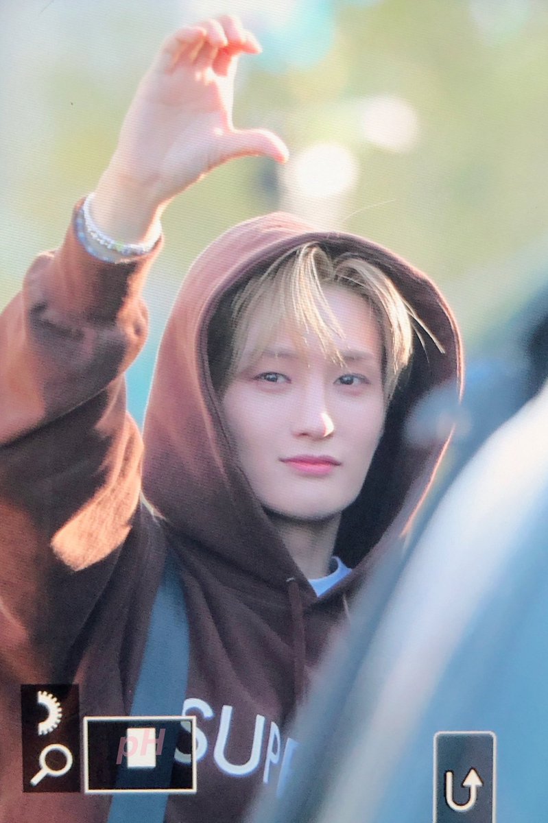 221023 광화문 캐스트 파크 퇴근 
수고했어요🤎
#이찬 #이창민 #E_CHAN #다크비 #DKB 
<a href="/DKB_BRAVE/">DKB_OFFICIAL</a>